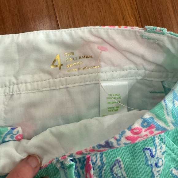 NWOT Lilly Pulitzer 5” Callahan Shorts in Fansea - Picture 4 of 5